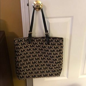 Authentic Michael Kors purse